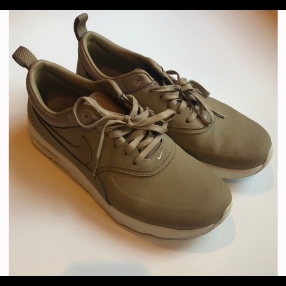 Nike AirMax Premium Thea - Picture 4 of 6